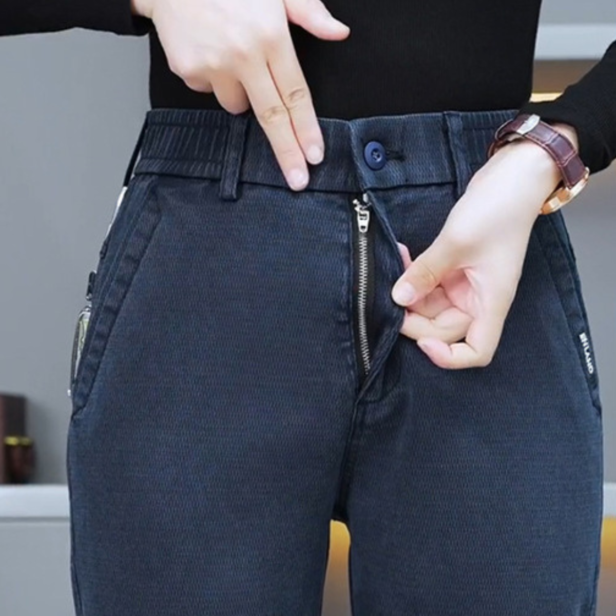 [Leve 3 e Pague 2] Calça Feminina Vitória Ajustável em Algodão e Elastano | Ajuste Perfeito ao Seu Corpo